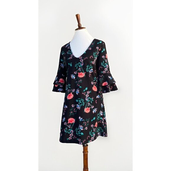 The Vanity Room Women’s Black Floral V-Neck Ruffle Sleeve Dress Size L NWOT - Picture 6 of 13